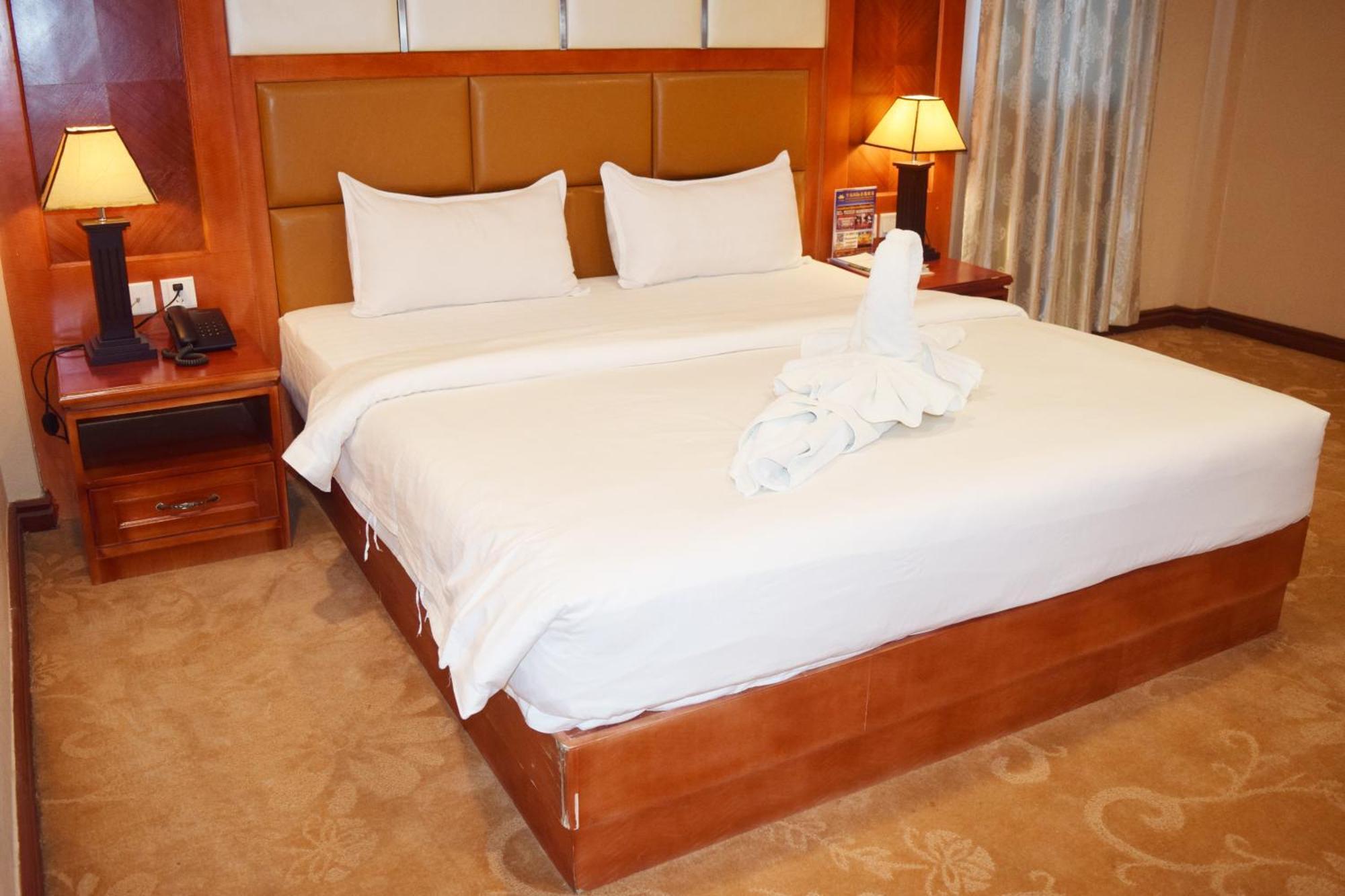 Dansavanh Vientiane Hotel Exterior photo
